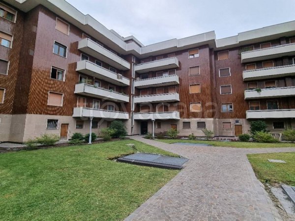 appartamento in vendita a Varese in zona Masnago
