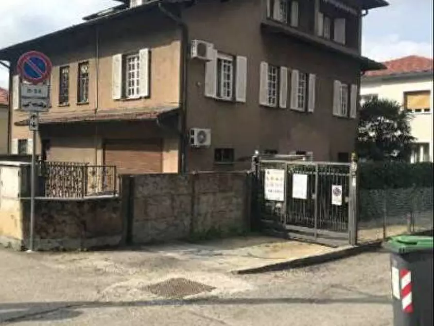 appartamento in vendita a Varese