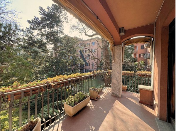 appartamento in vendita a Varese in zona Brunella