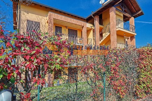 appartamento in vendita a Varese in zona Centro Città