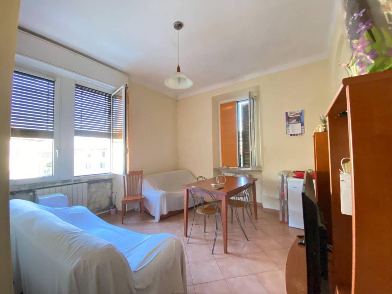 appartamento in vendita a Varese in zona Biumo