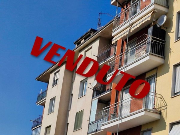 appartamento in vendita a Varese in zona Ippodromo