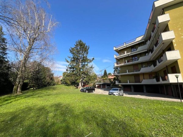 appartamento in vendita a Varese in zona Masnago