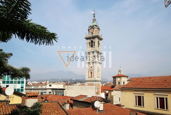 appartamento in vendita a Varese