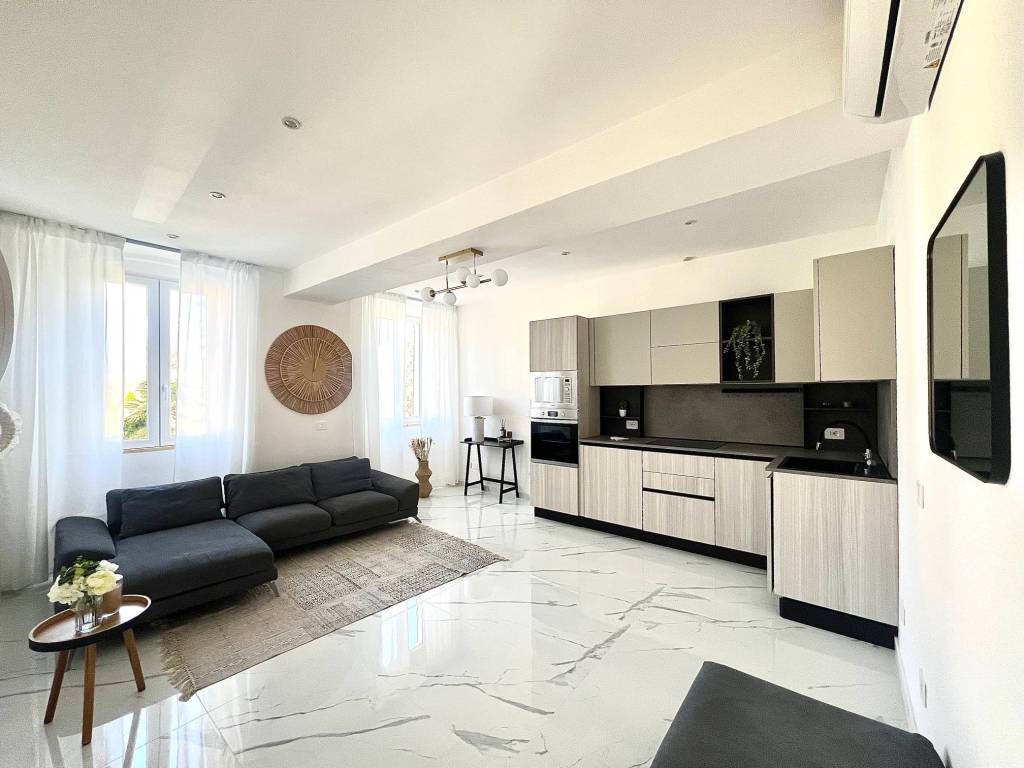 appartamento in vendita a Varese in zona Viale Belforte