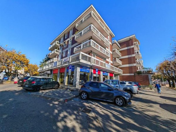 negozio in vendita a Varese