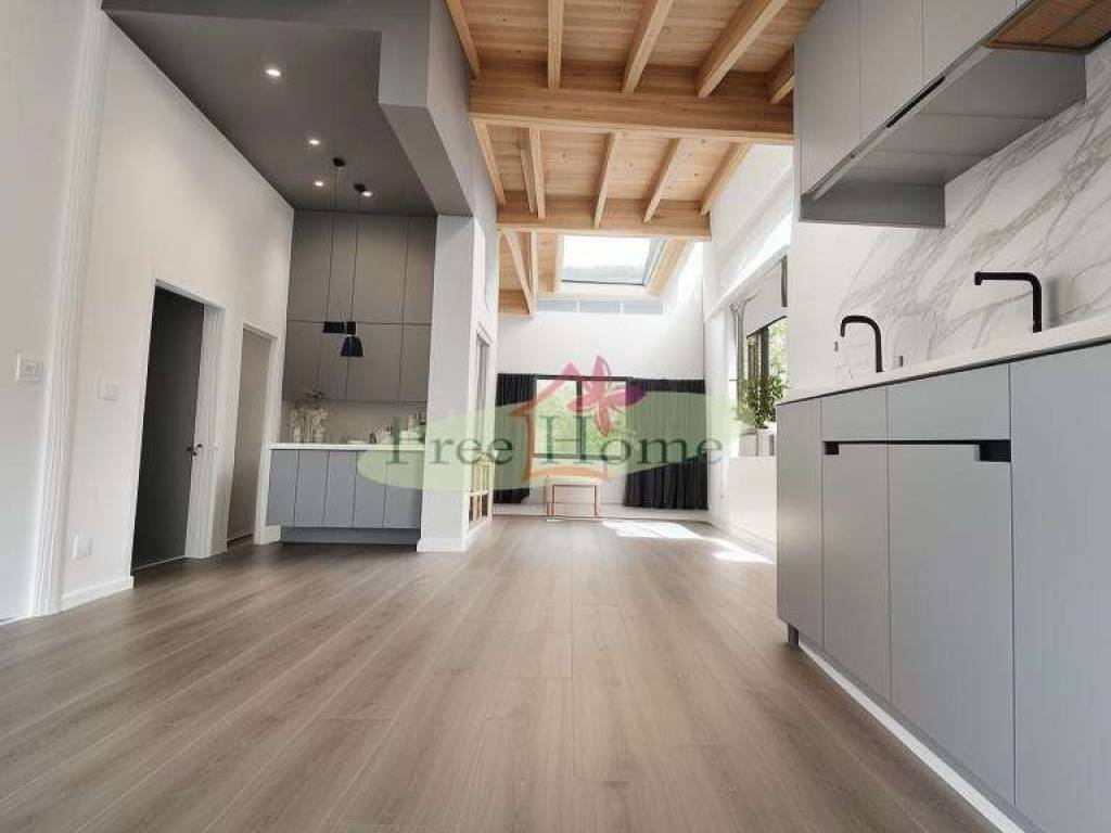 appartamento in vendita a Varese in zona Centro Città