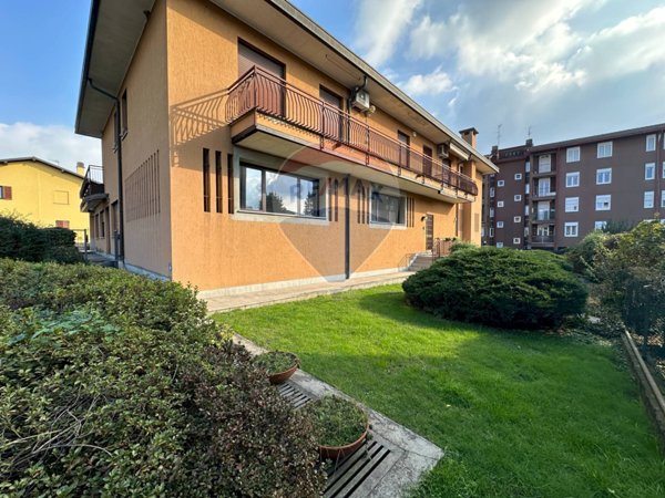 appartamento in vendita a Varese in zona Giubiano
