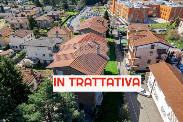 appartamento in vendita a Varese in zona Giubiano