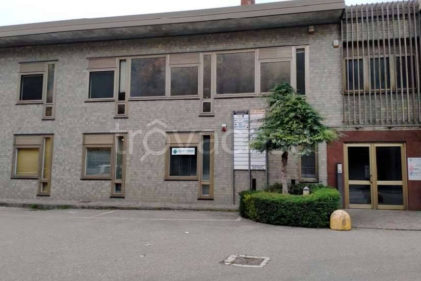 ufficio in vendita a Varese in zona Viale Belforte