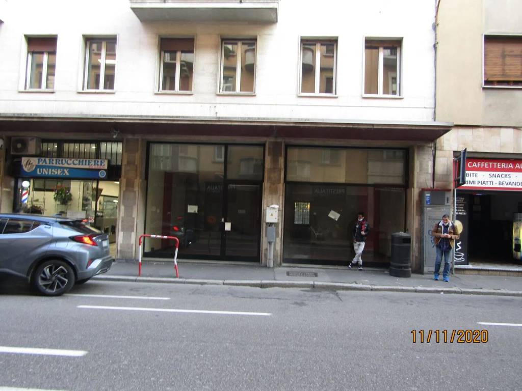 negozio in vendita a Varese in zona Biumo