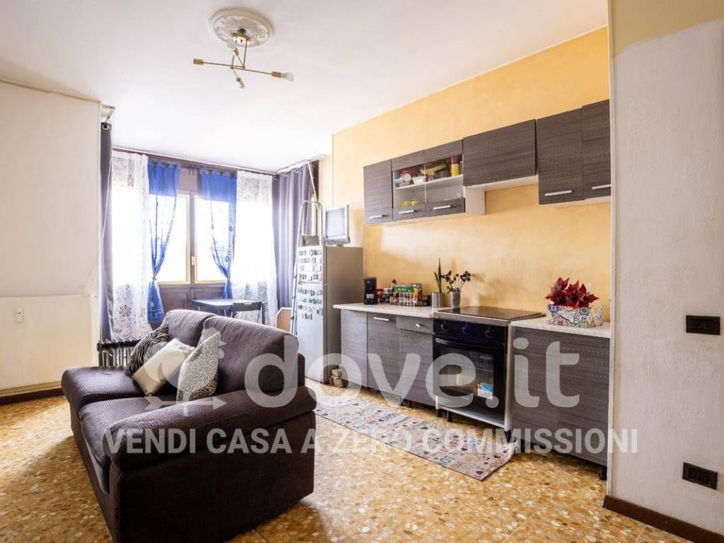 appartamento in vendita a Varese in zona Viale Belforte