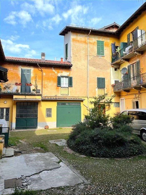 appartamento in vendita a Varese
