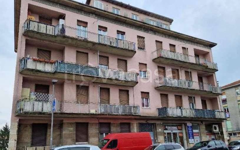 appartamento in vendita a Varese in zona Giubiano
