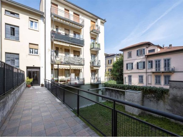 appartamento in vendita a Varese in zona Centro Città