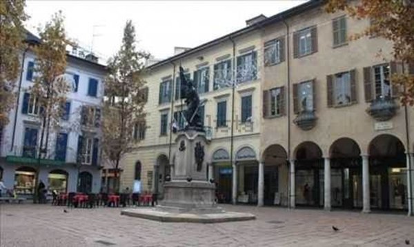 negozio in vendita a Varese