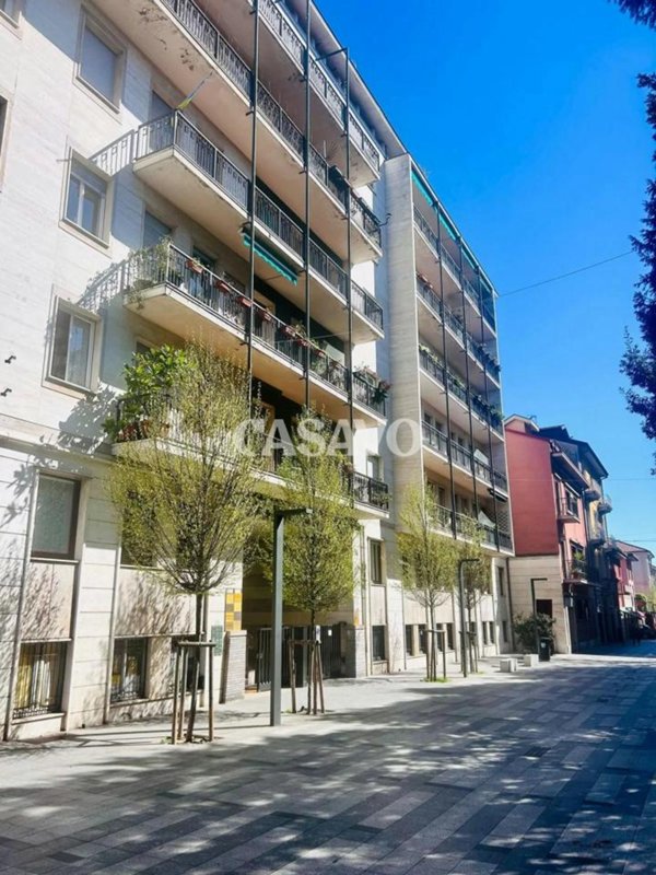 appartamento in vendita a Varese in zona Casbeno