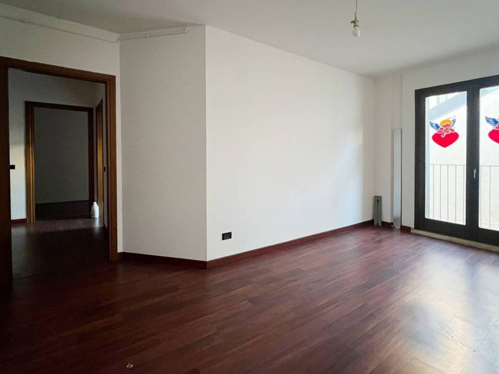 appartamento in vendita a Varese in zona Centro Città