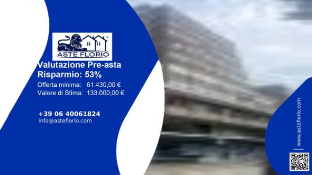 appartamento in vendita a Varese in zona Centro Città