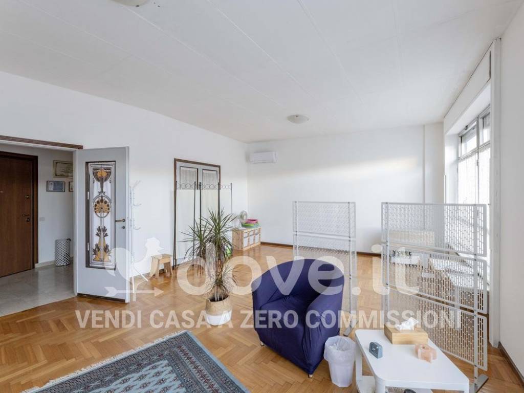 appartamento in vendita a Varese in zona Centro Città