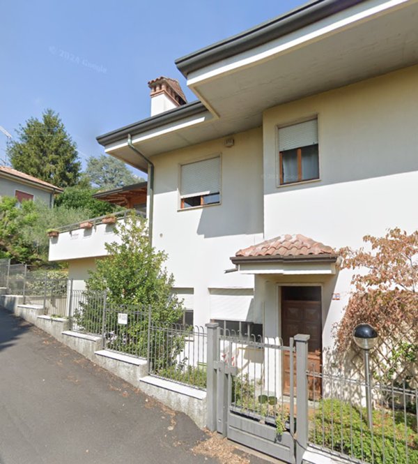 appartamento in vendita a Varese