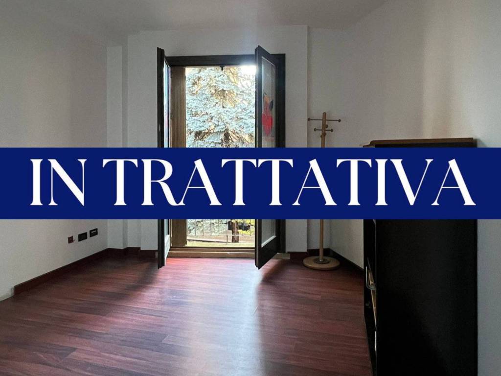 appartamento in vendita a Varese in zona Biumo