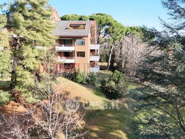 appartamento in vendita a Varese in zona Velate