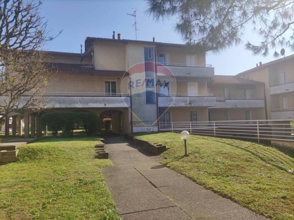 appartamento in vendita a Varese in zona Velate