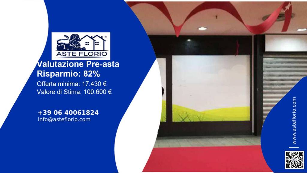 negozio in vendita a Varese in zona Centro Città