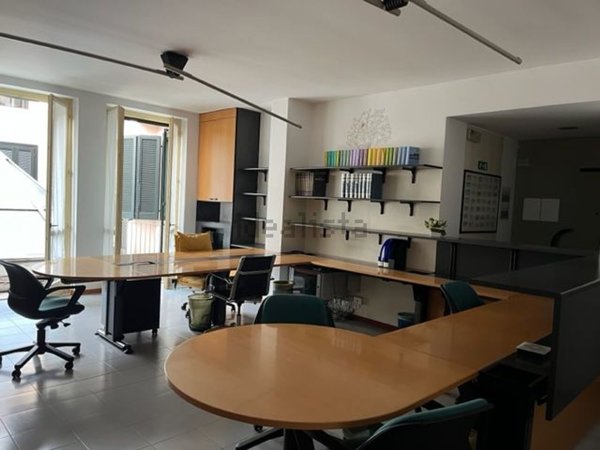 appartamento in vendita a Varese in zona Centro Città