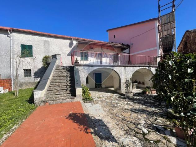 casa indipendente in vendita a Varese