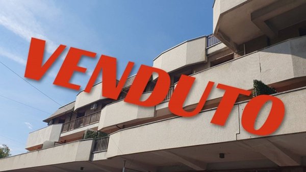appartamento in vendita a Varese in zona Biumo