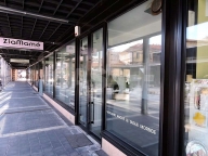 negozio in vendita a Varese in zona Centro Città