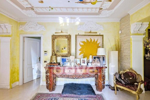 casa indipendente in vendita a Varese in zona Centro Città