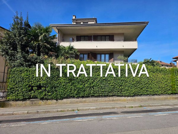 appartamento in vendita a Varese in zona Casbeno