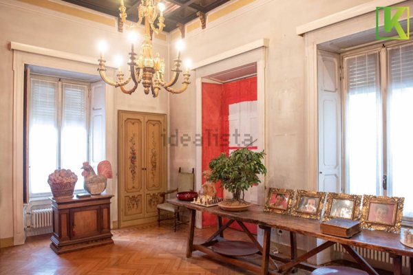 casa indipendente in vendita a Varese in zona Centro Città