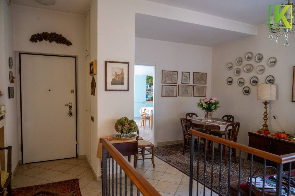 casa indipendente in vendita a Varese in zona Centro Città