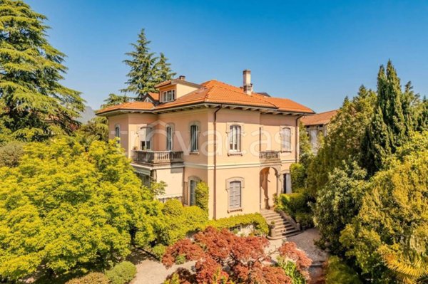 appartamento in vendita a Varese in zona Giubiano