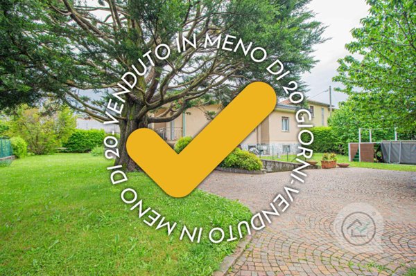 casa indipendente in vendita a Varese in zona San Fermo