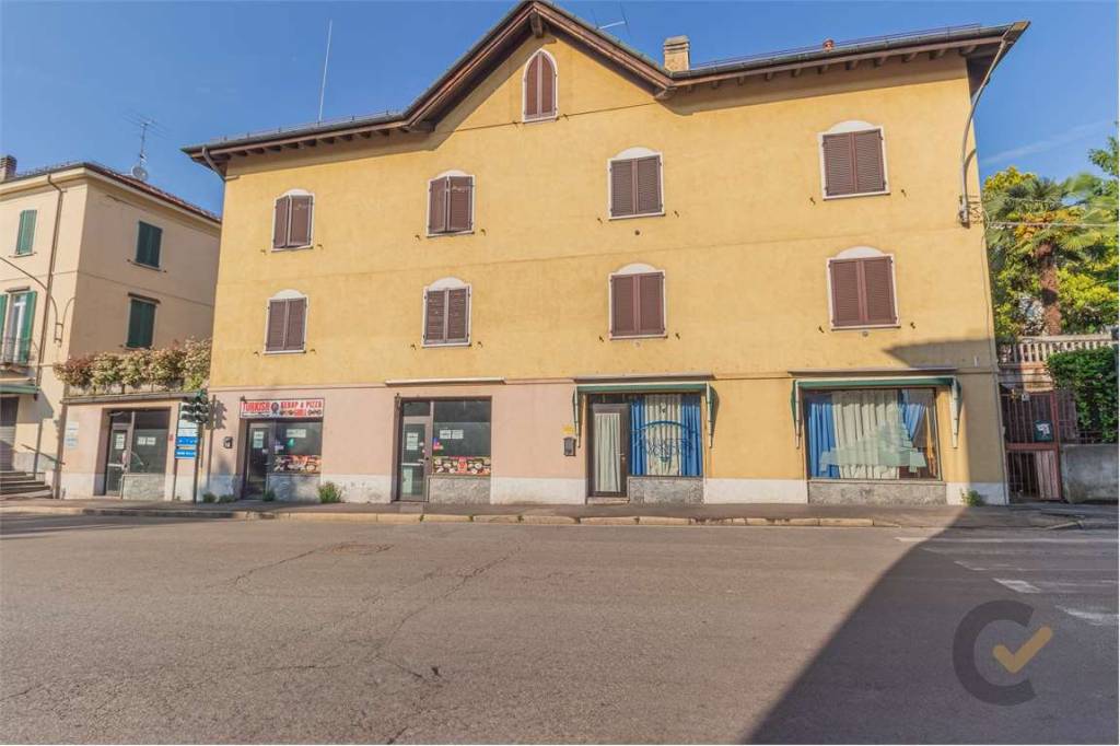 trivano in vendita a Varese in zona Giubiano
