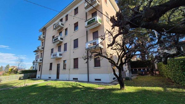 appartamento in vendita a Varese in zona Giubiano