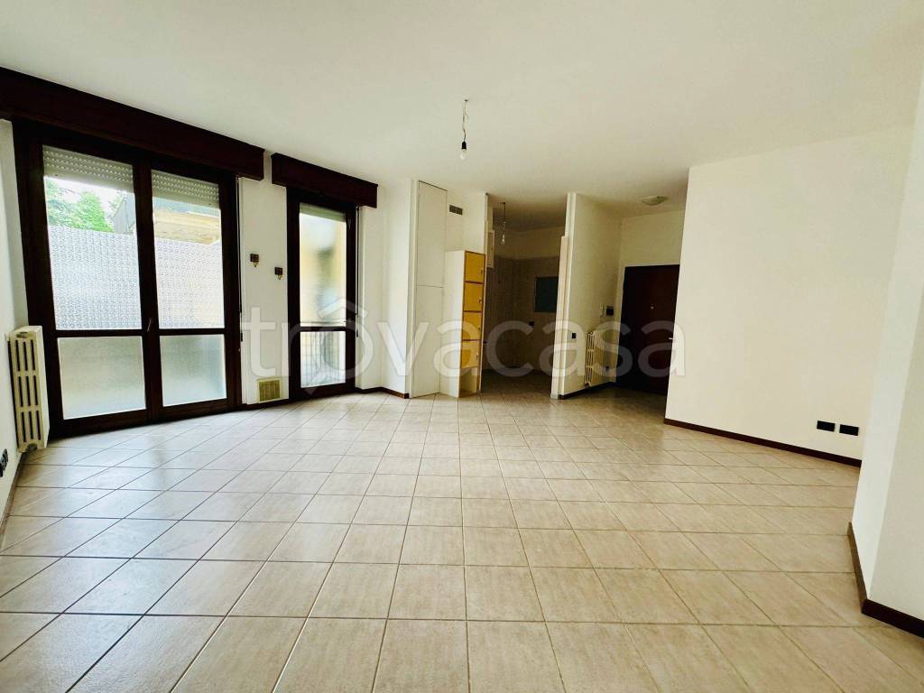 appartamento in vendita a Varese in zona Centro Città