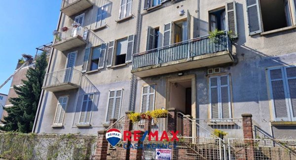 appartamento in vendita a Varese in zona Biumo