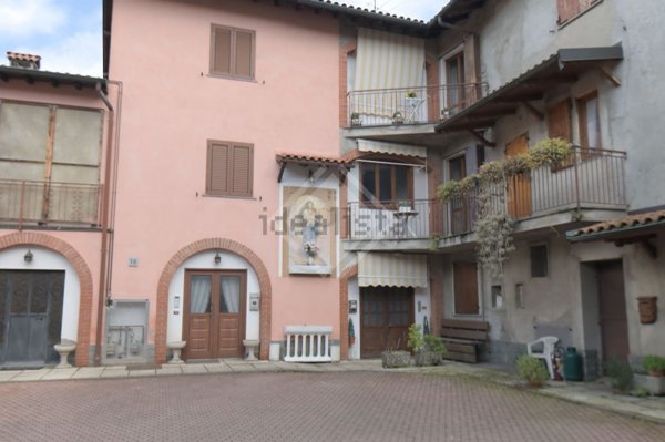 appartamento in vendita a Varese