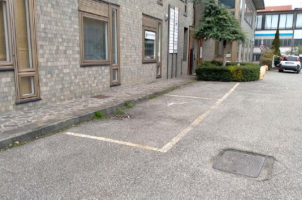 ufficio in vendita a Varese