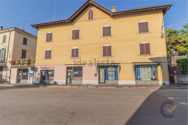 locale commerciale in vendita a Varese in zona Viale Borri