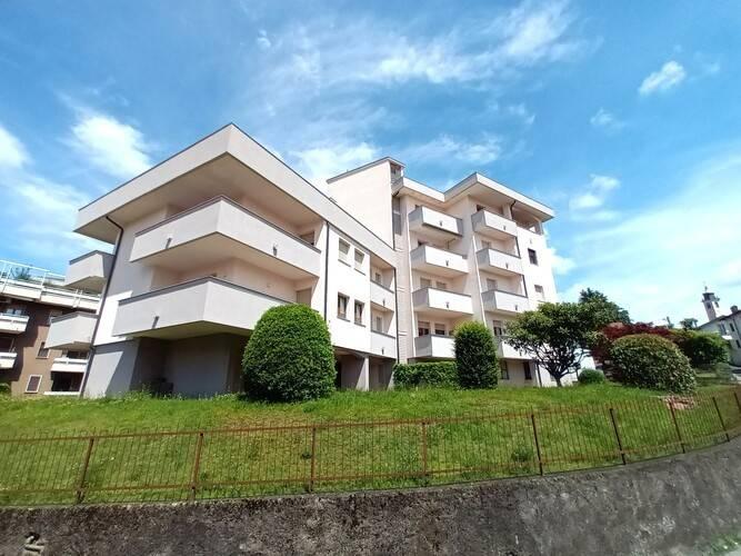 appartamento in vendita a Varese in zona Bobbiate