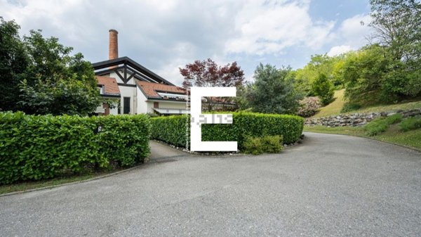 appartamento in vendita a Varese in zona Masnago