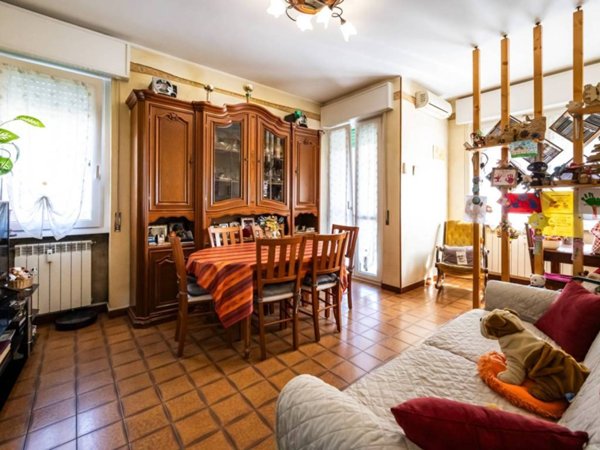 appartamento in vendita a Varese in zona Biumo