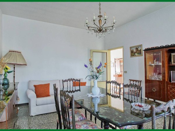appartamento in vendita a Varese in zona Brunella